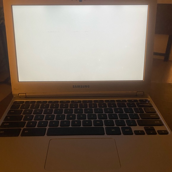 1st generation ( 2012) chrome book - Picture 2 of 11